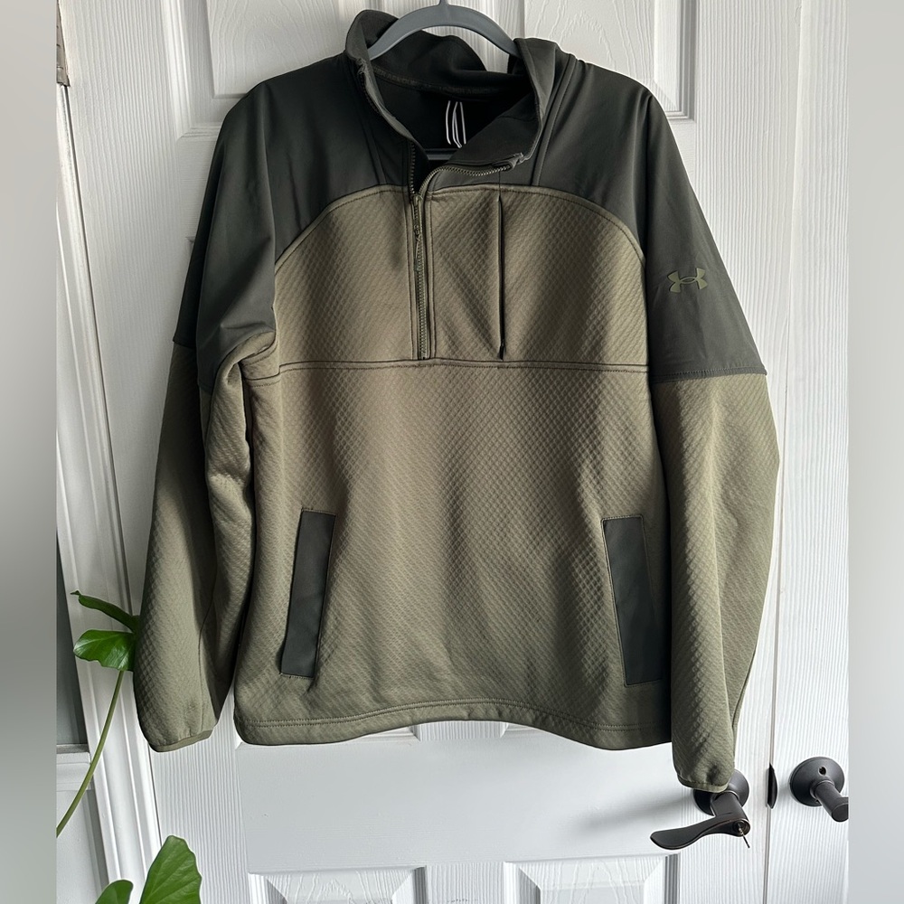 Men’s Large Under Armor Pullover